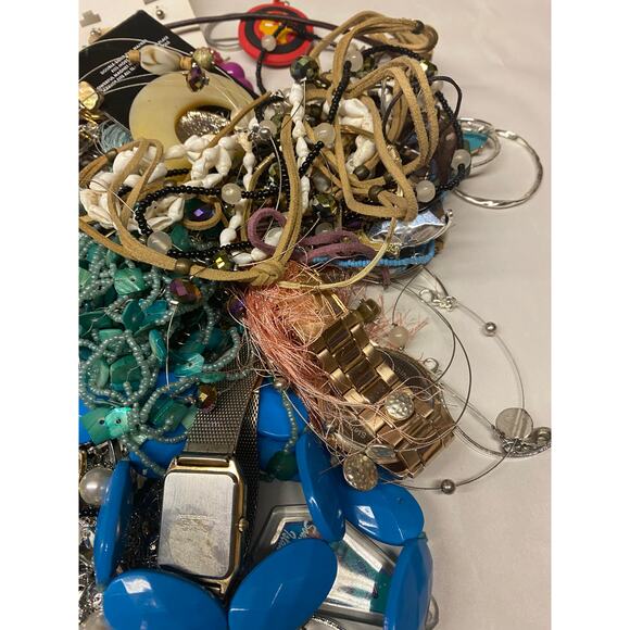 Mixed Jewelry Parts Box 3 Pounds Craft Parts Broken & Whole - Picture 6 of 10